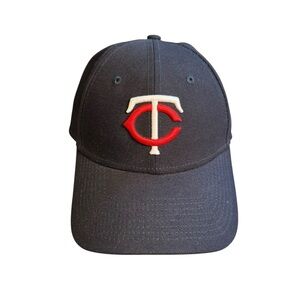 MINNESOTA TWINS MLB OFFICIAL NEW ERA 9FORTY THE LEAGUE STRAPBACK HAT CAP BLUE